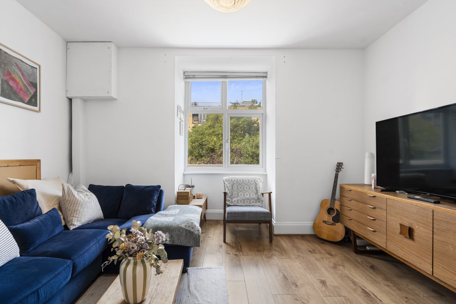 Flat Gosset Street in Greater London