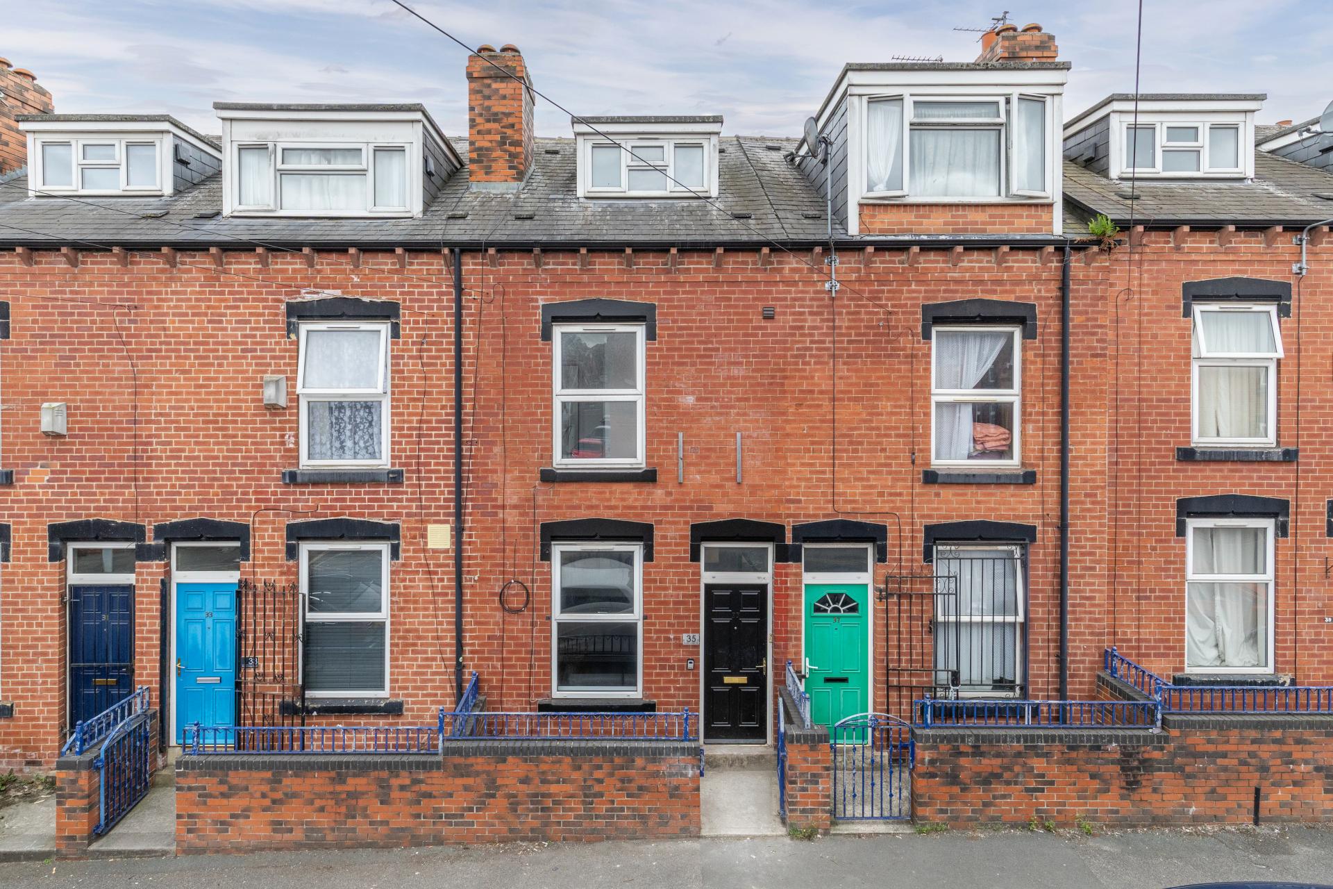 House Burley Lodge Road in Leeds