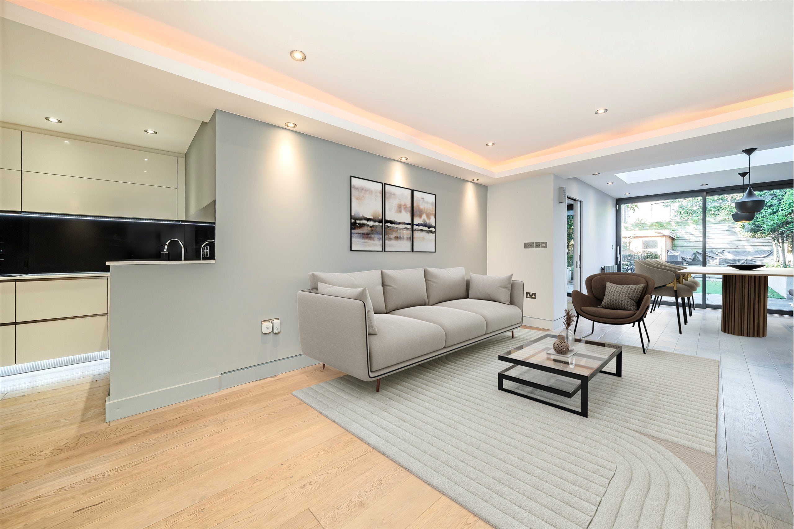 Flat Elsham Road in Greater London