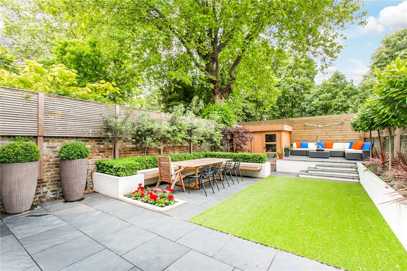 Flat Elsham Road in Greater London