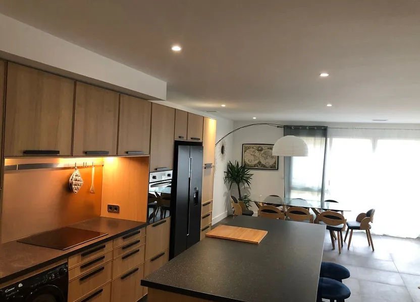 Flat Rue Mazenod in Marseille