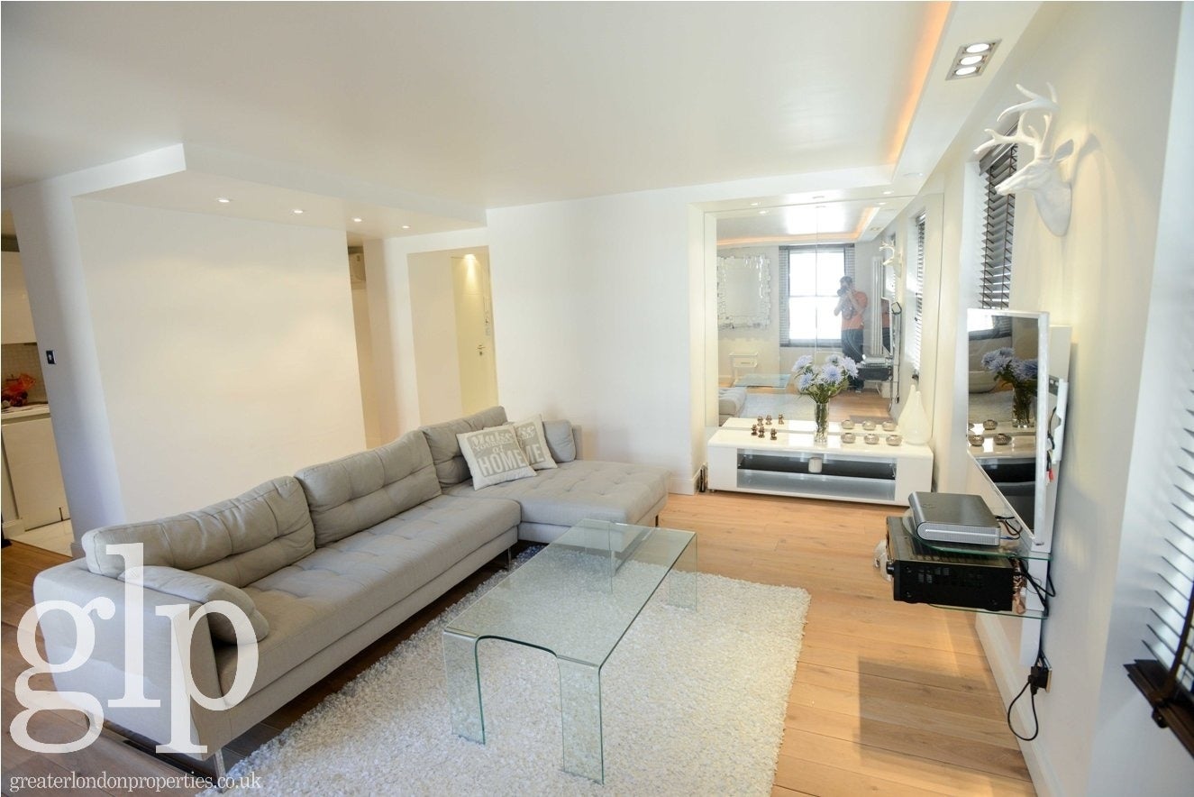 Flat Dean Street in City of Westminster