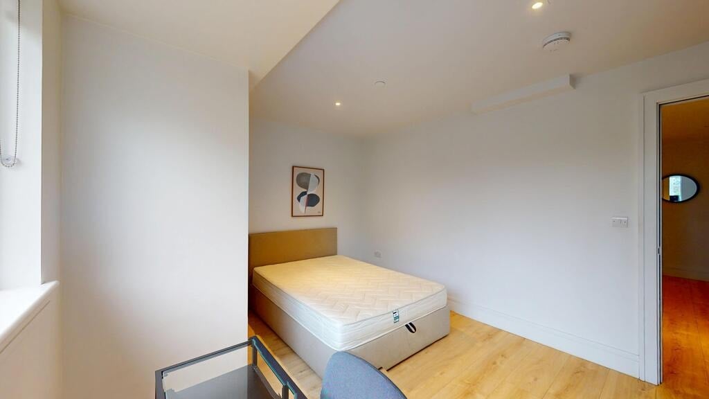 Flat Humphry Repton Lane in Greater London