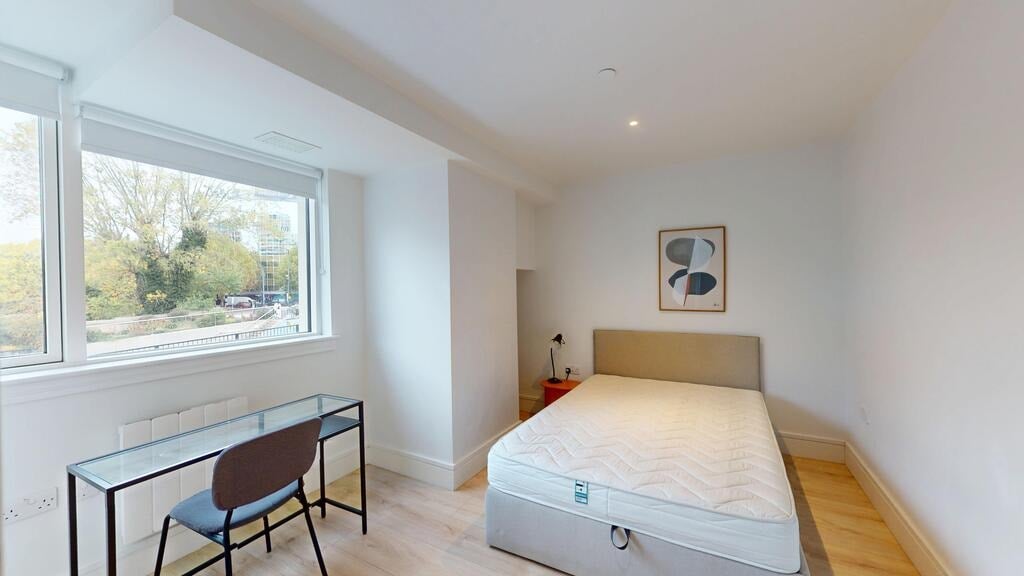 Flat Humphry Repton Lane in Greater London
