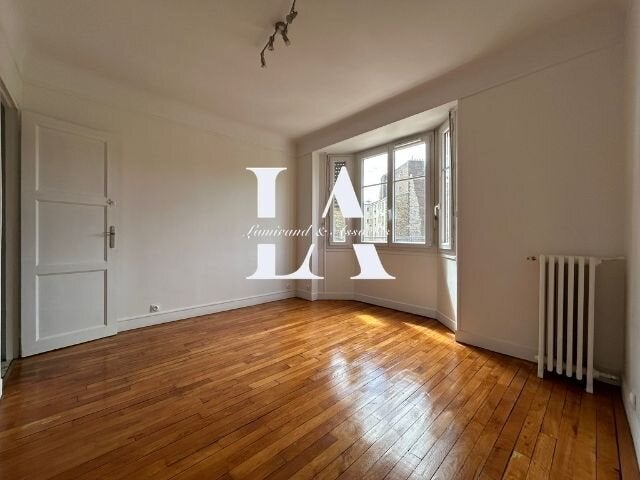 Appartement Rue du Clos Feuquières à Paris
