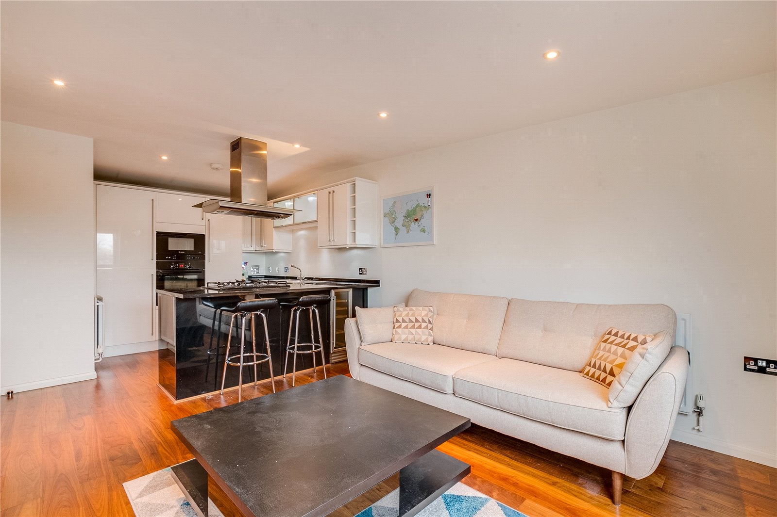 Flat Wandsworth Road in Greater London