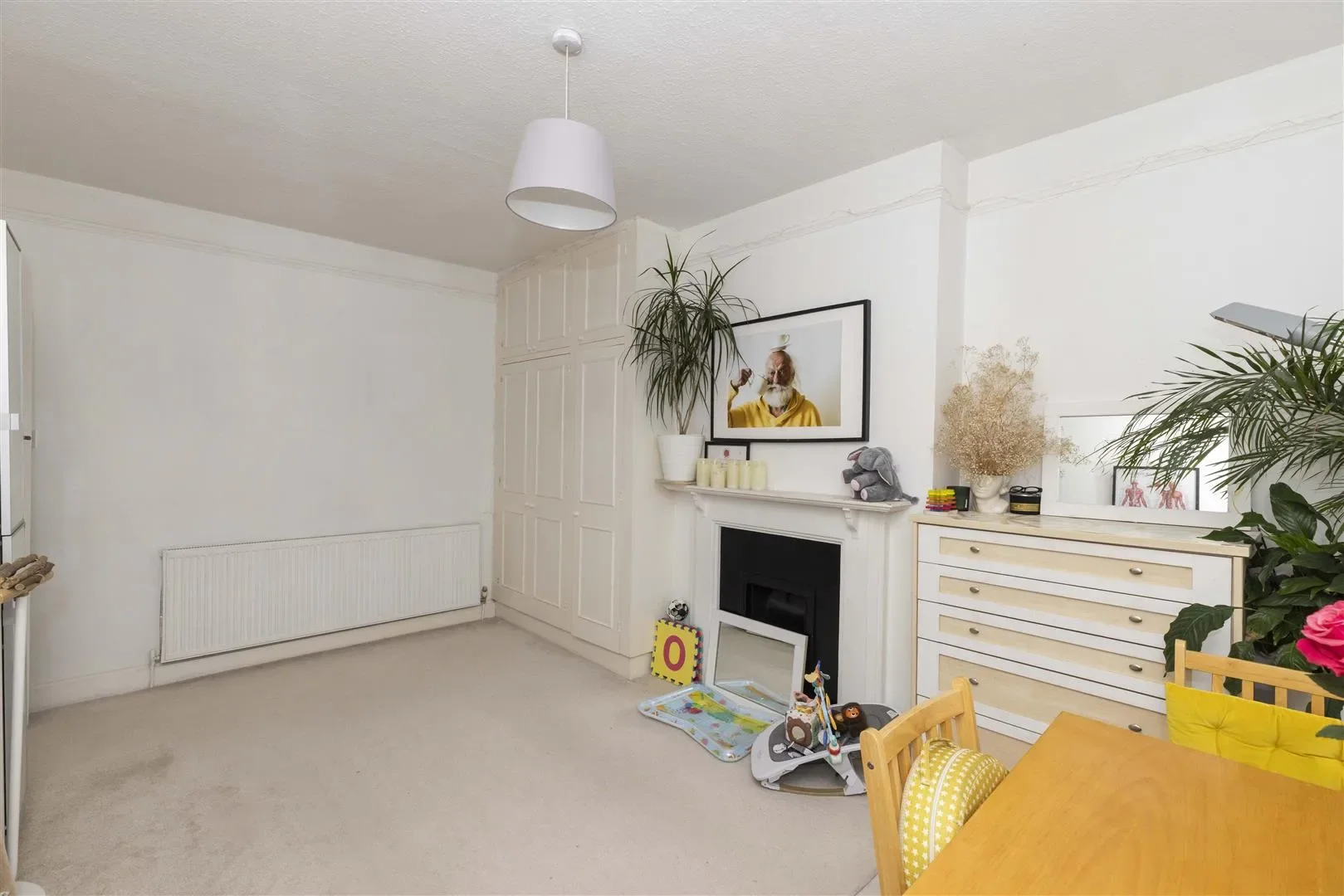House Penrhyn Crescent in Greater London