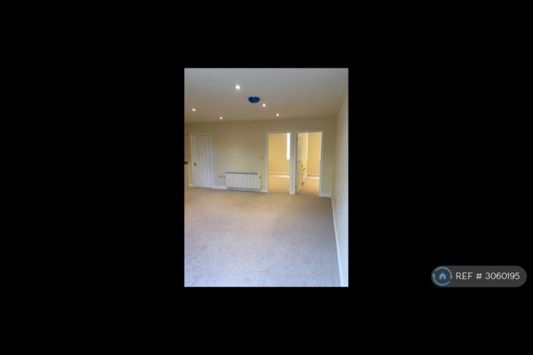 Flat Pickford Street in Macclesfield