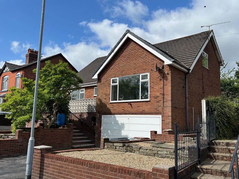House Manchester Road in Congleton