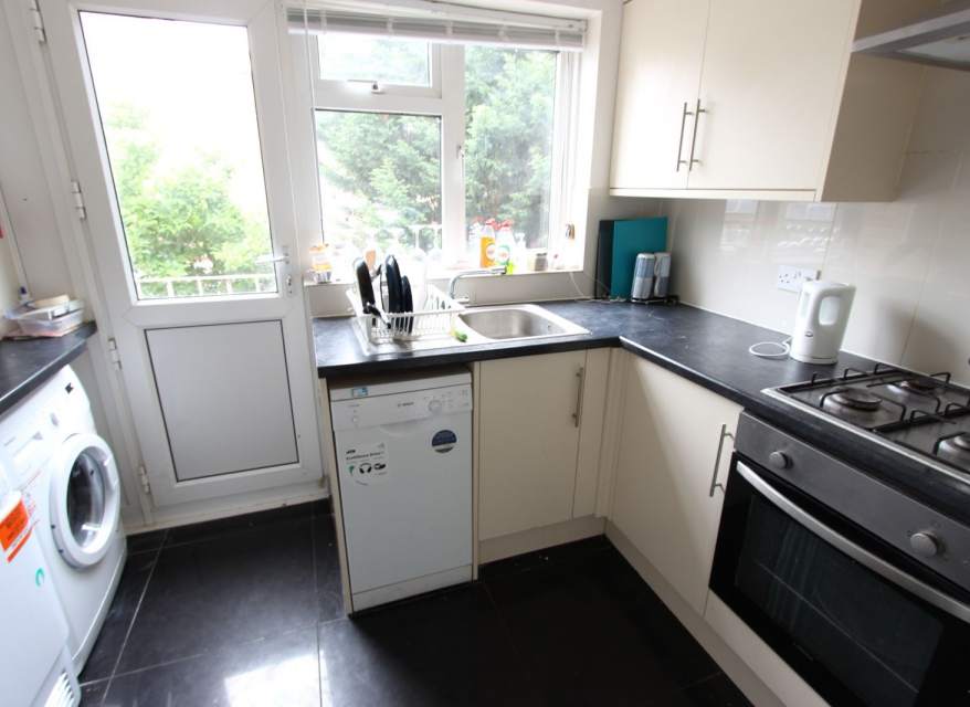 Room Goldings Crescent in Welwyn Hatfield