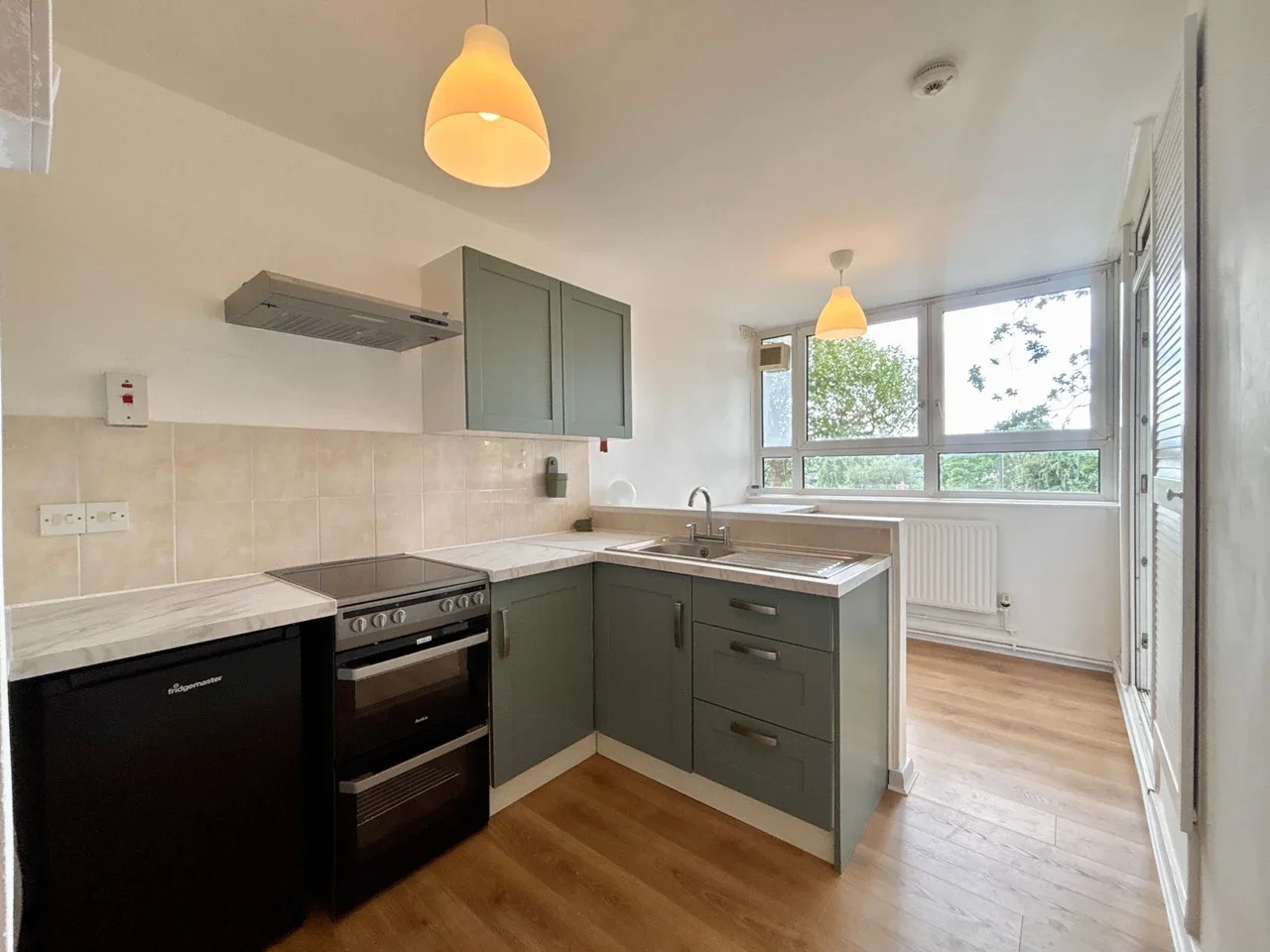 Flat Winterfold Close in Greater London