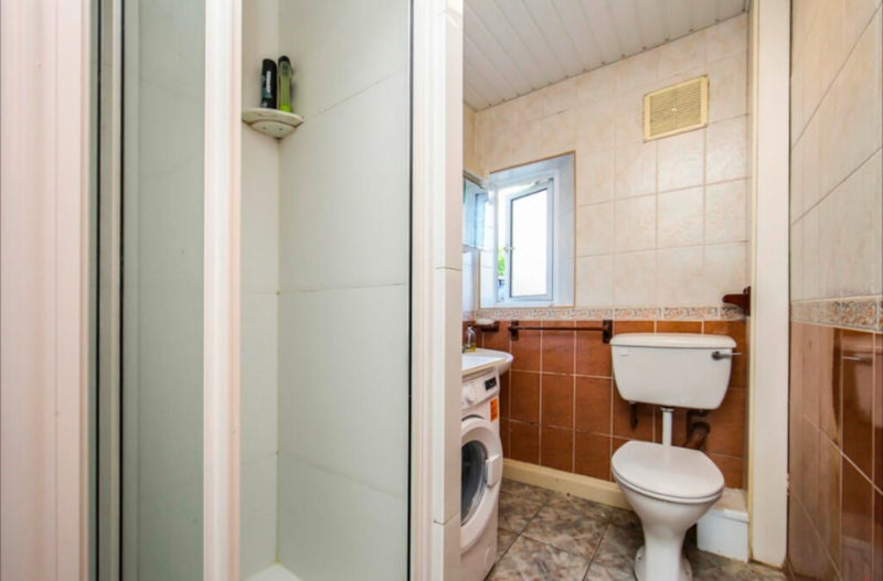 Room Fairfield Gardens in Greater London