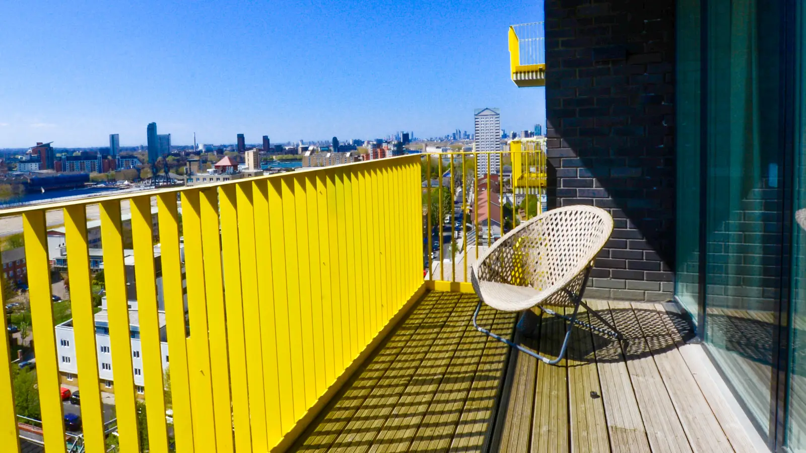 Flat Millharbour in Greater London