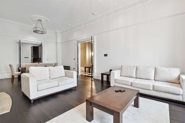 Flat Lancaster Gate in City of Westminster