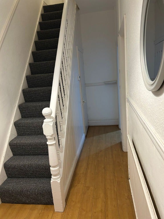 Room Claremont Road in Manchester