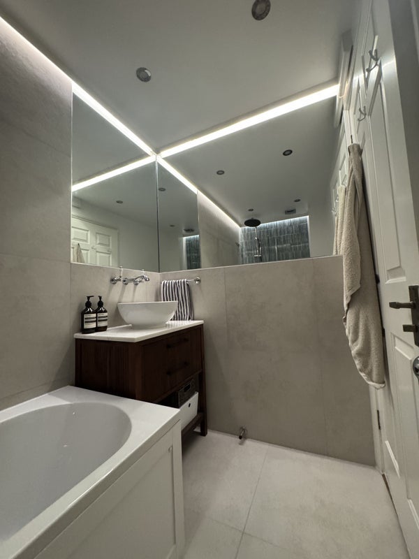 Room Monnery Road in Greater London