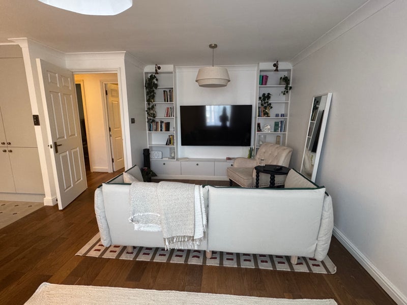 Room Monnery Road in Greater London