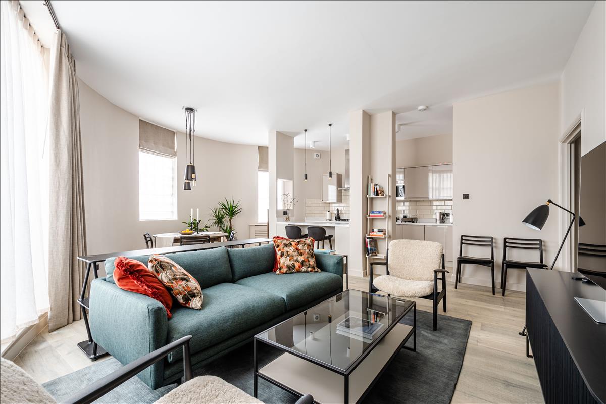 Flat Jerome Street in Greater London