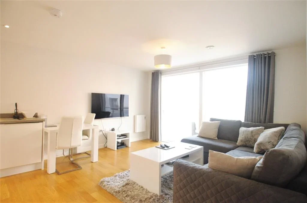 Flat Sullivan Road in Surrey Heath