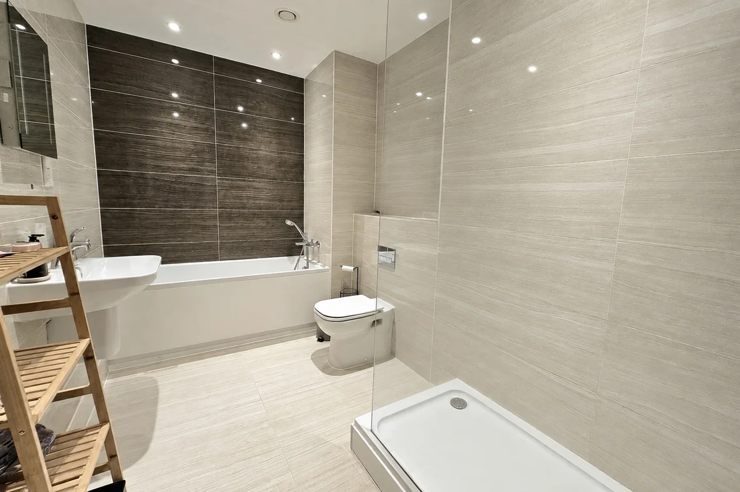 Flat Sullivan Road in Surrey Heath