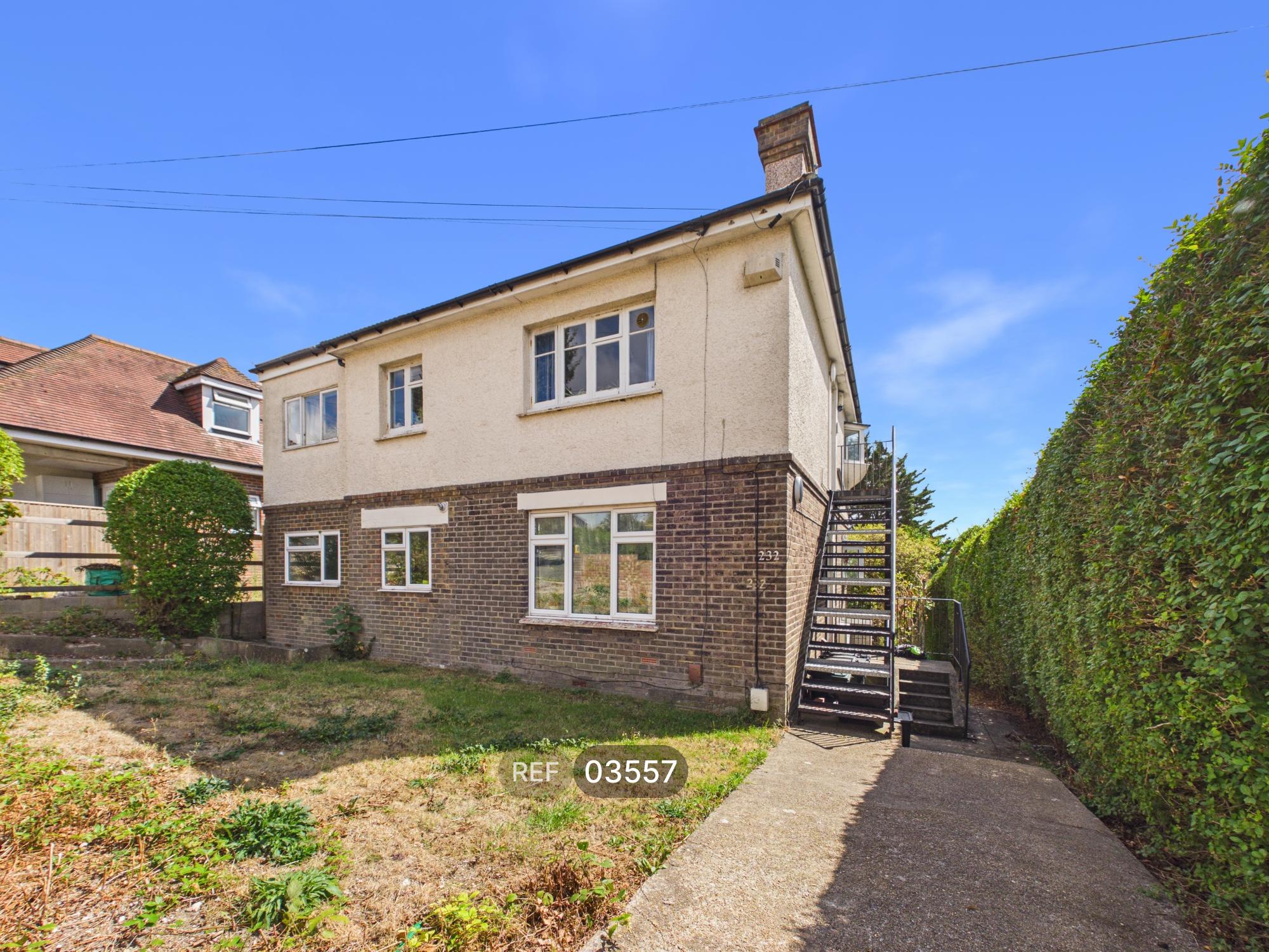 Flat Freshfield Road in Brighton