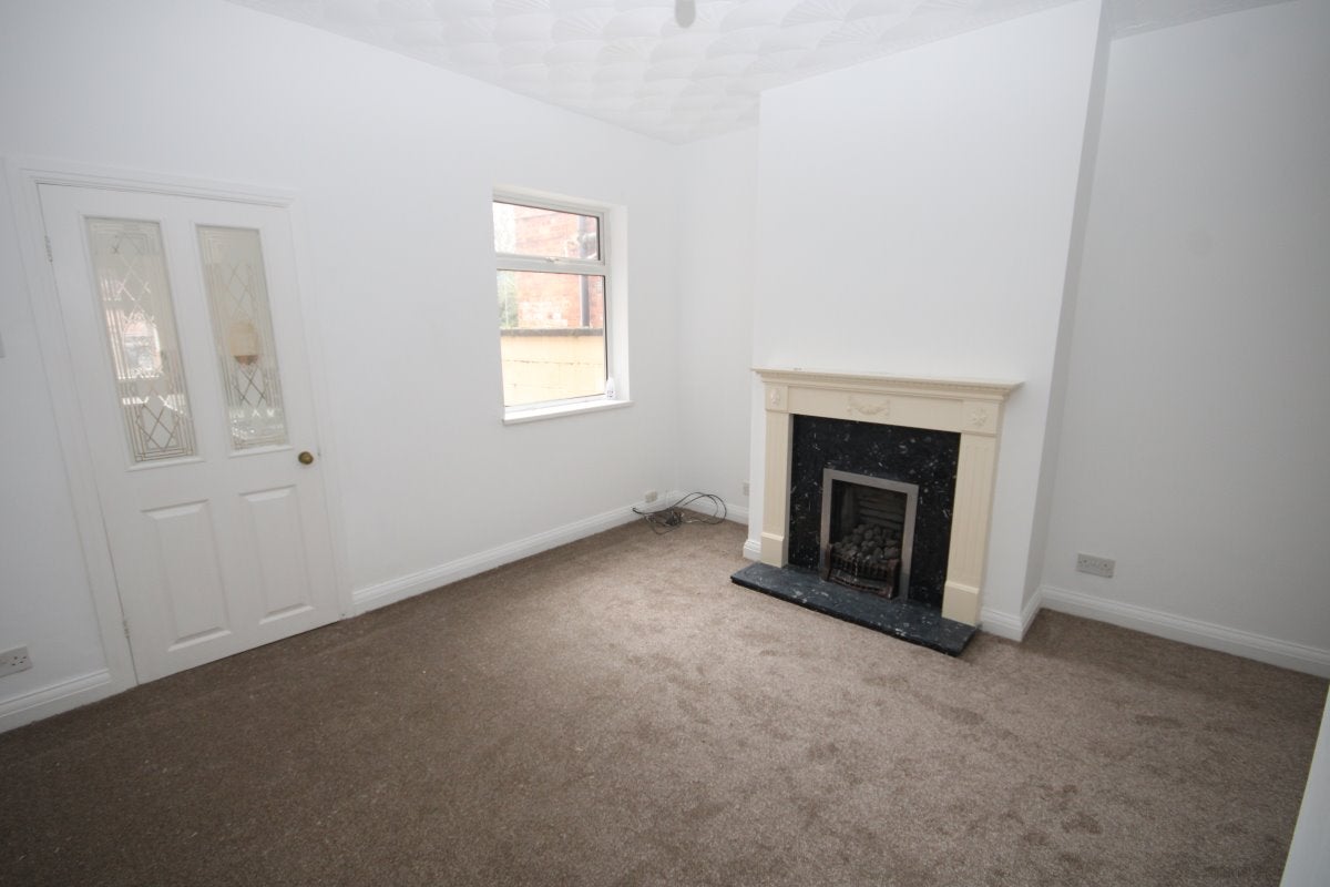 Flat John Street in Winsford