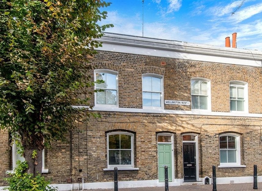 House Wellington Row in Greater London