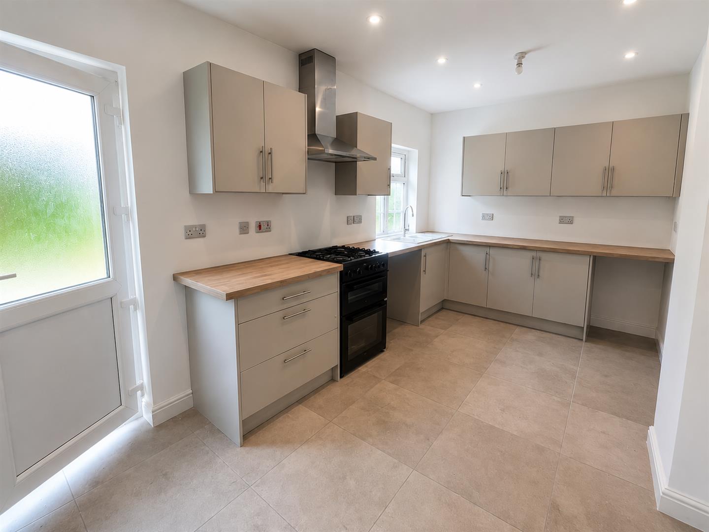 House Bentley Mill Lane in Darlaston