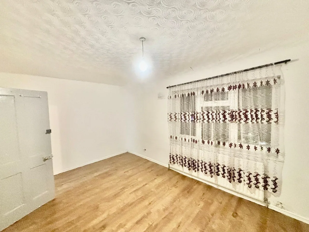 House Edrick Walk in Greater London