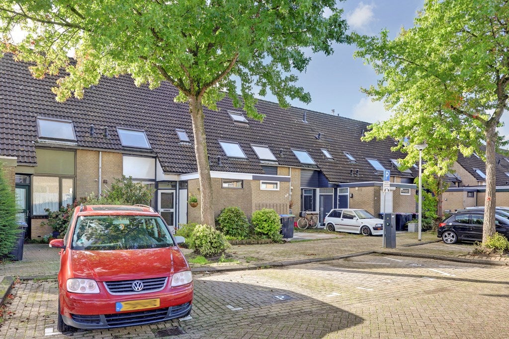 Huis Visserskreek 100 in Spijkenisse