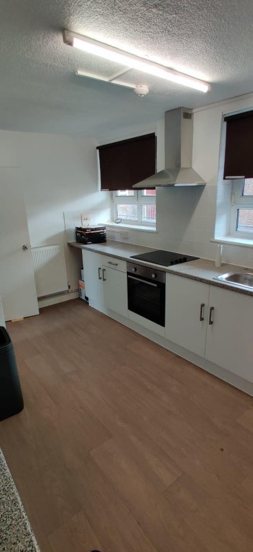 Room Gosling Way in Greater London