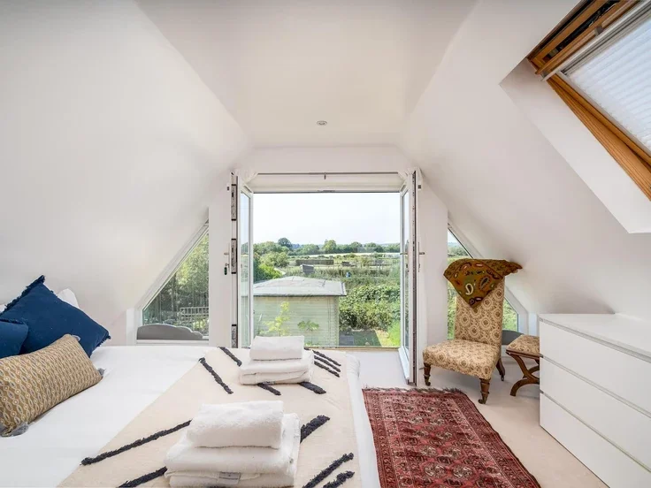 House Dadbrook in Cuddington
