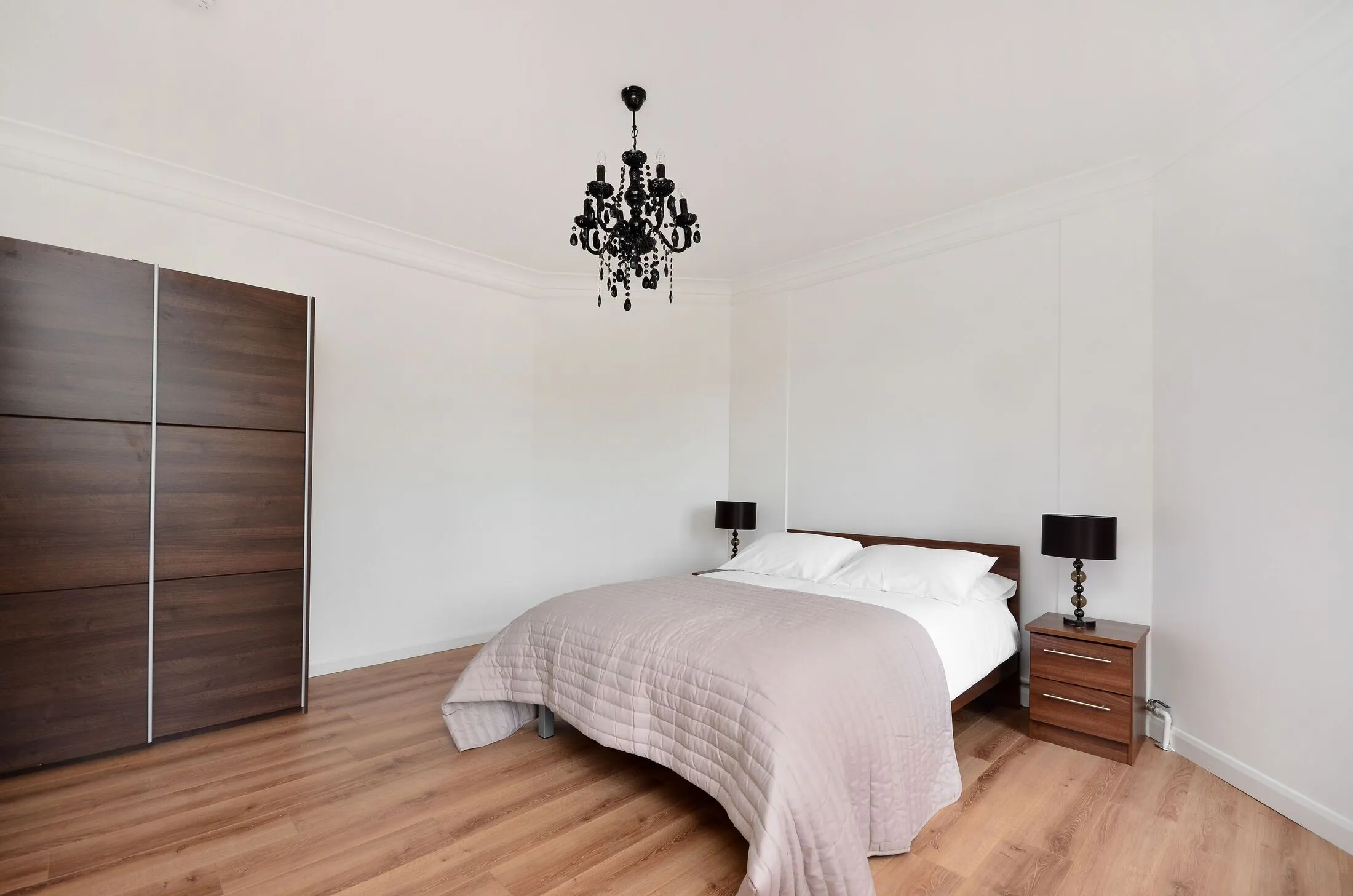 Flat Palgrave Gardens in City of Westminster
