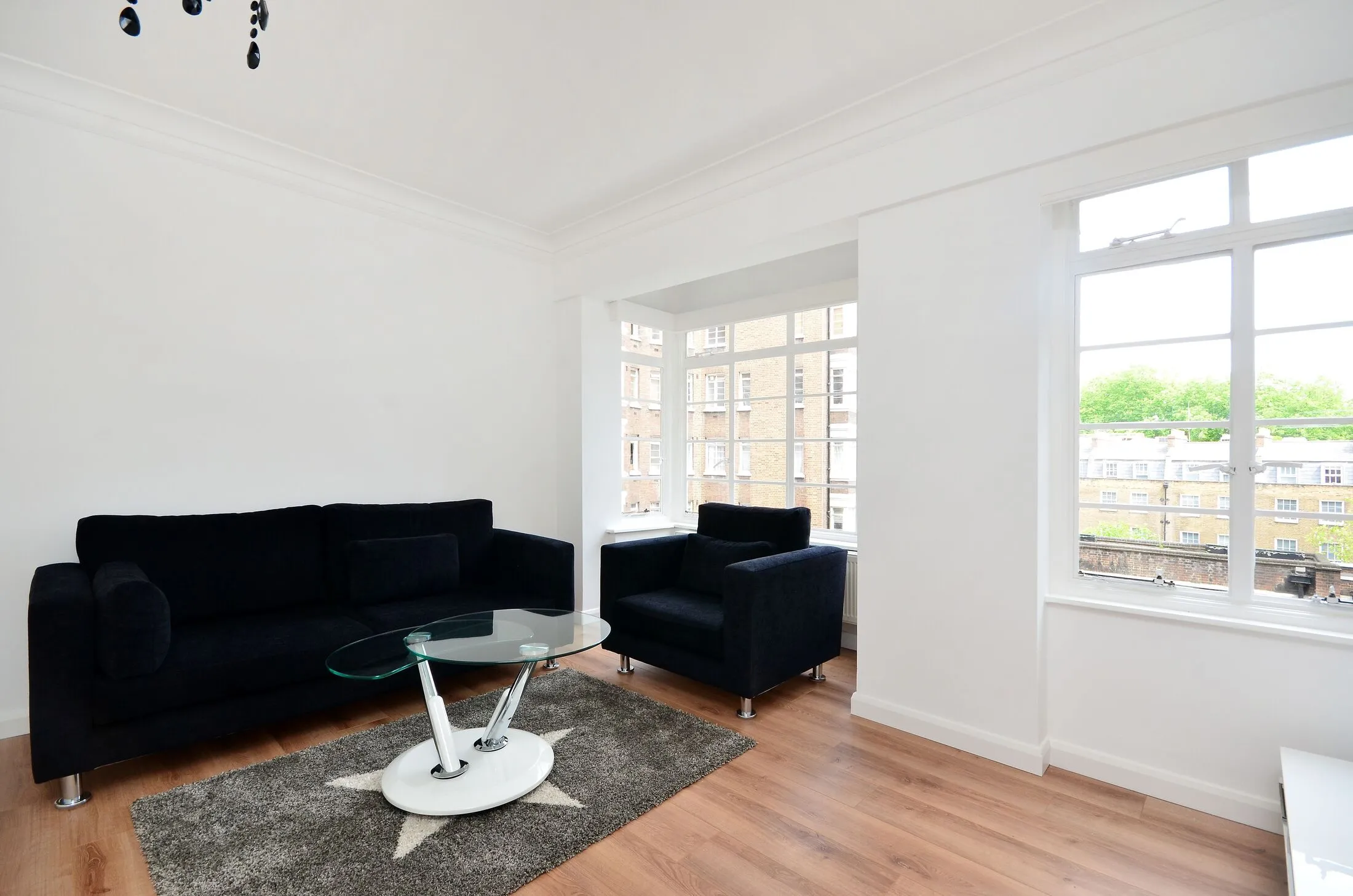 Flat Palgrave Gardens in City of Westminster