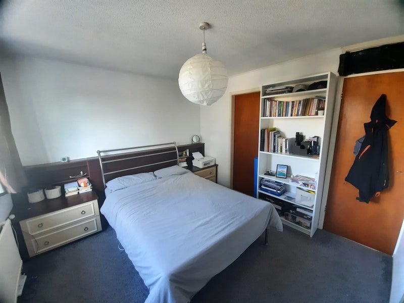 Room Ratcliffe Drive in Bristol
