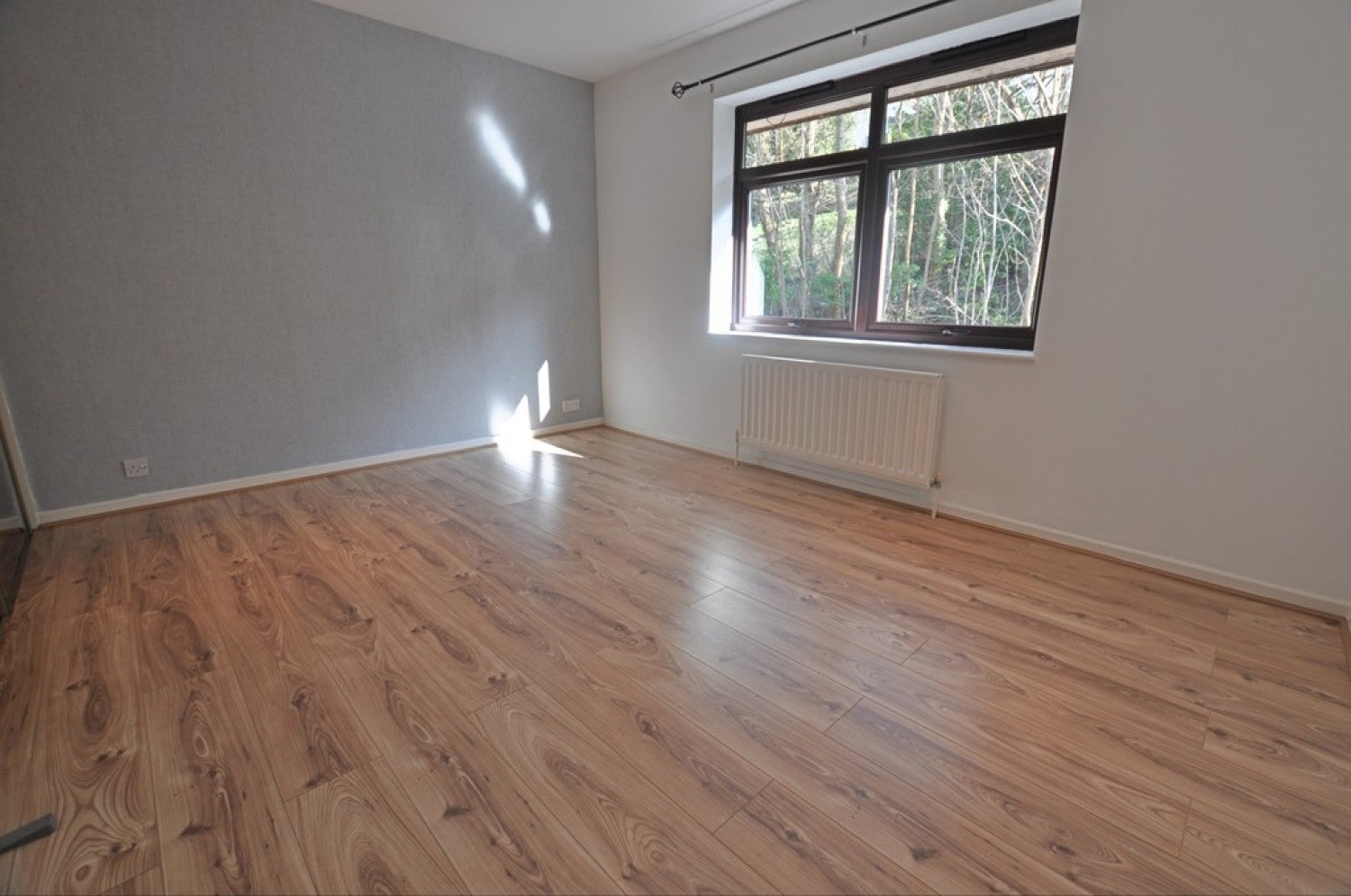 Flat The Mount in Warlingham