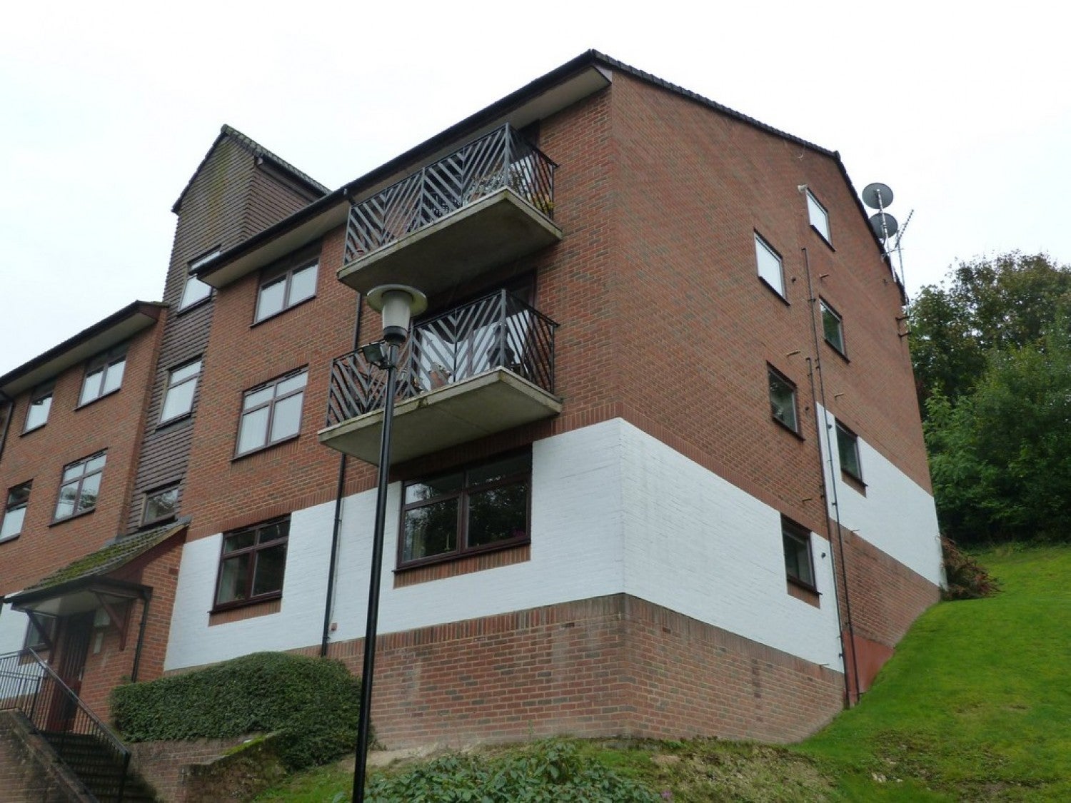 Flat The Mount in Warlingham