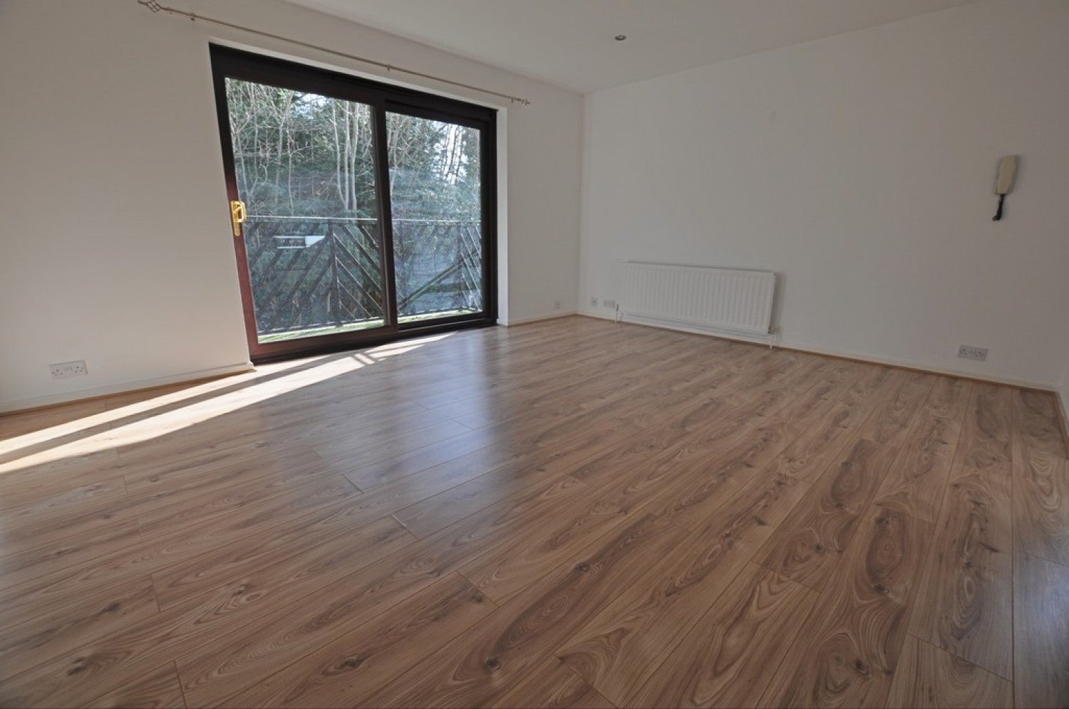 Flat The Mount in Warlingham
