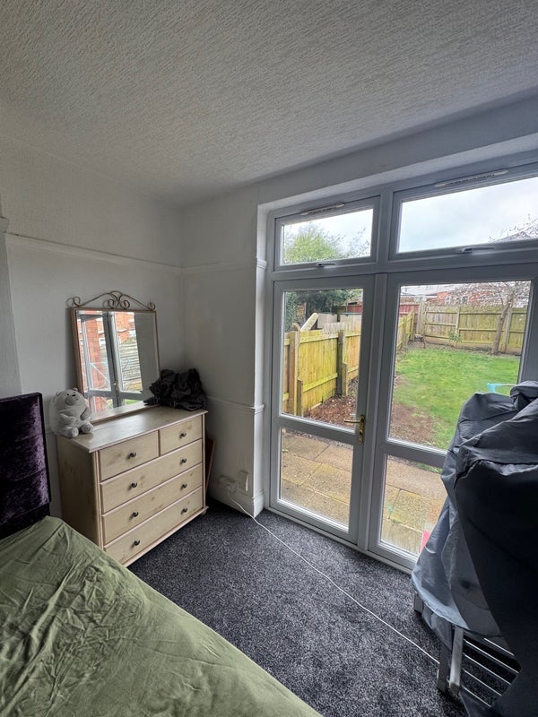 Room Somerville Road in Leicester
