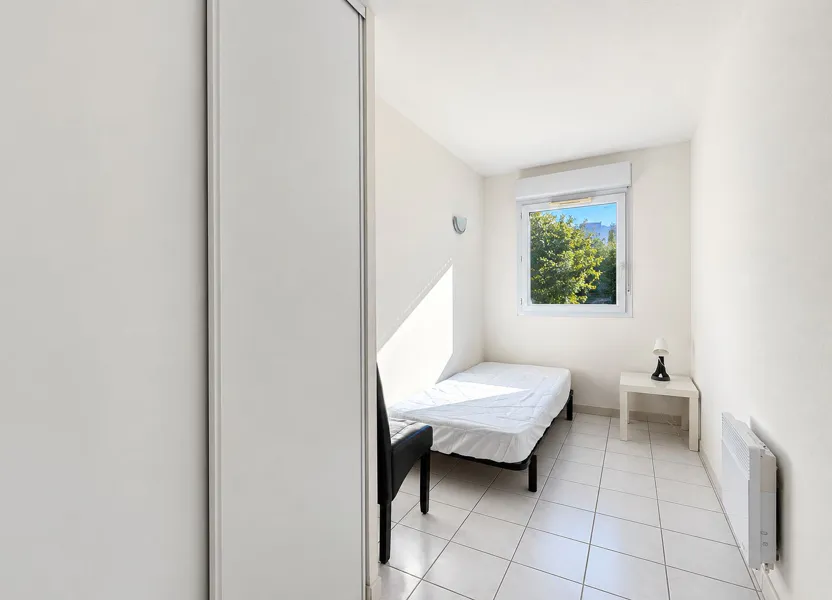Flat Avenue de la Folie in Avignon