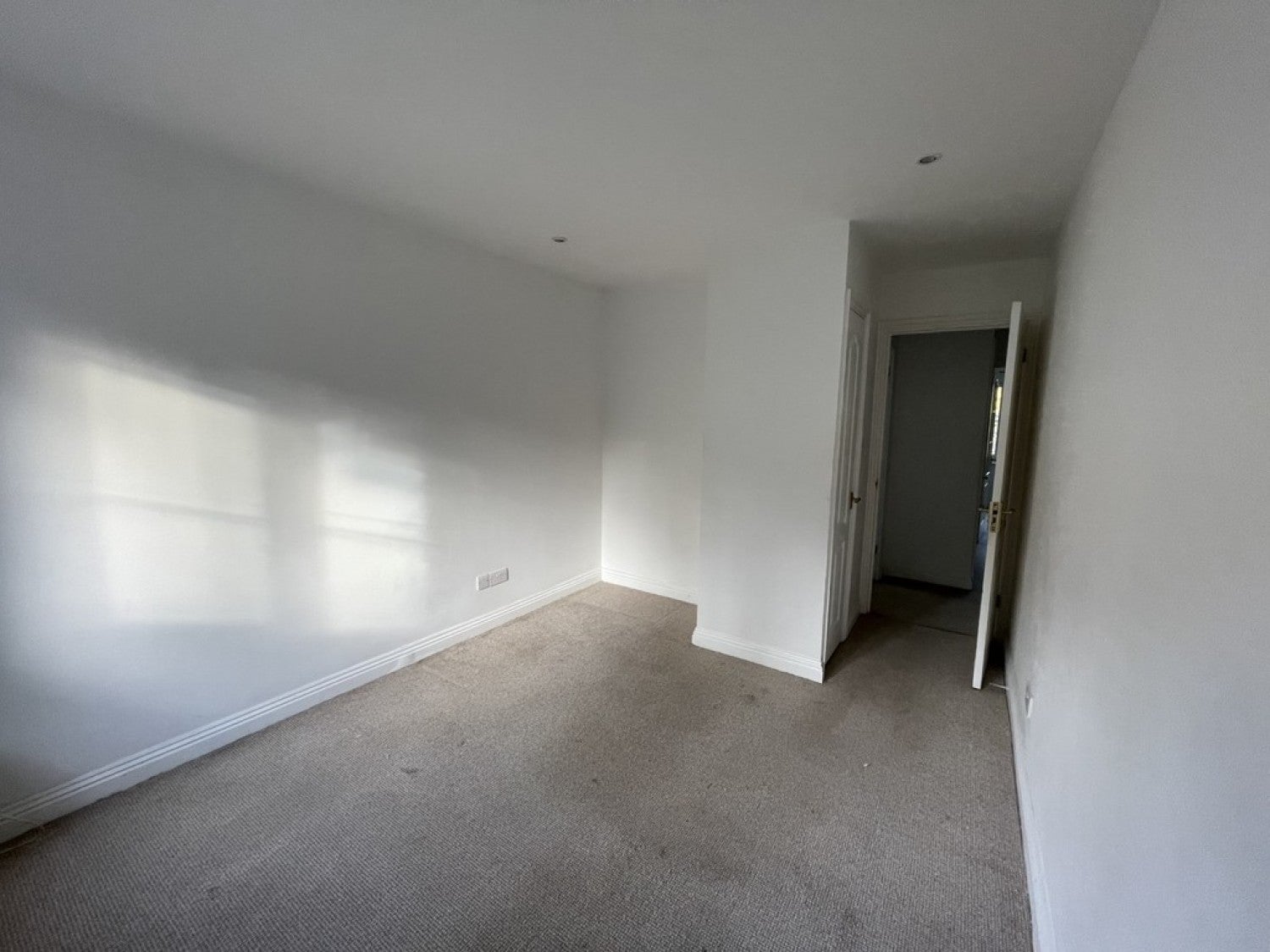 Flat Hornchurch Hill in Tandridge