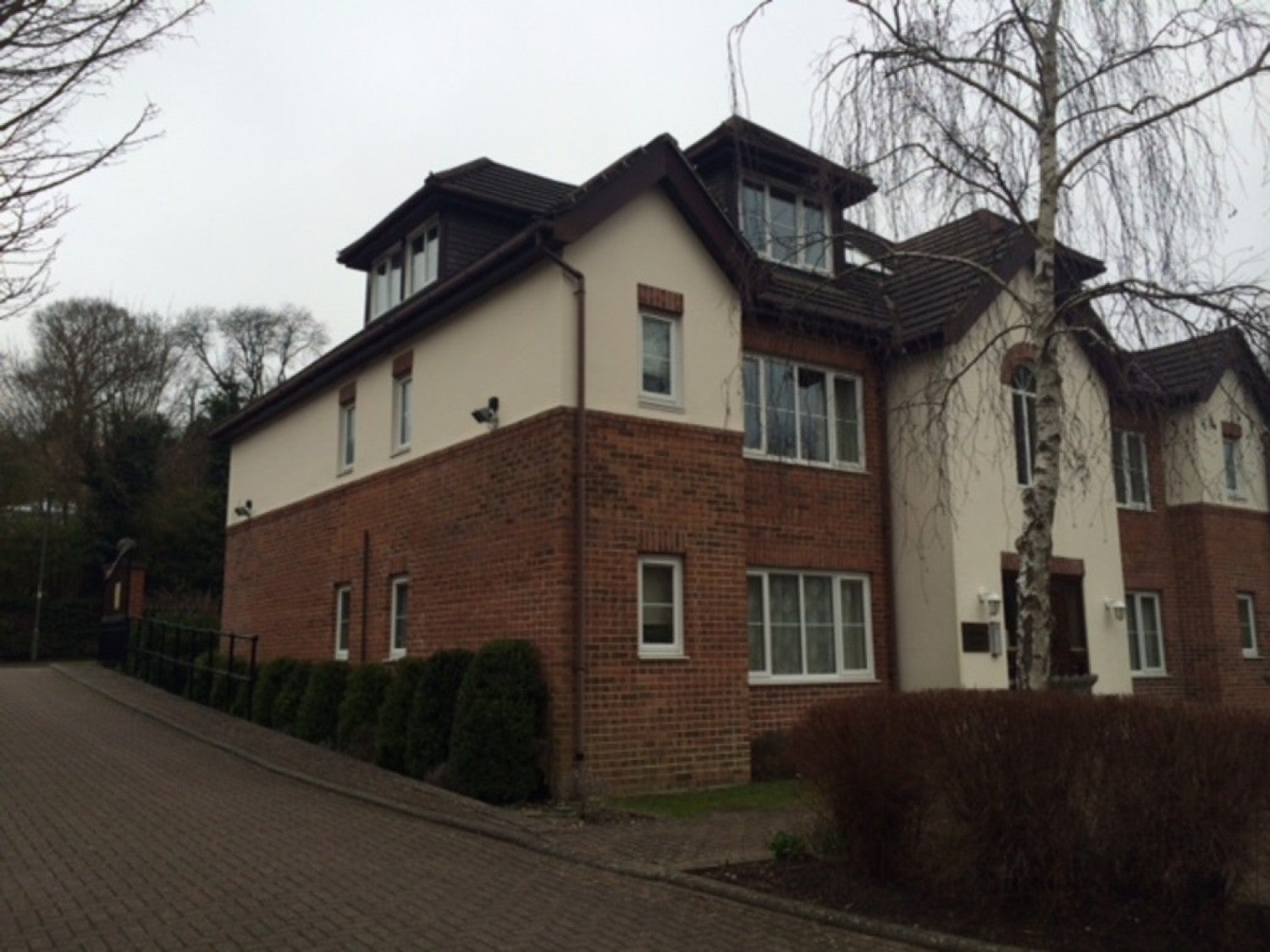 Flat Hornchurch Hill in Tandridge