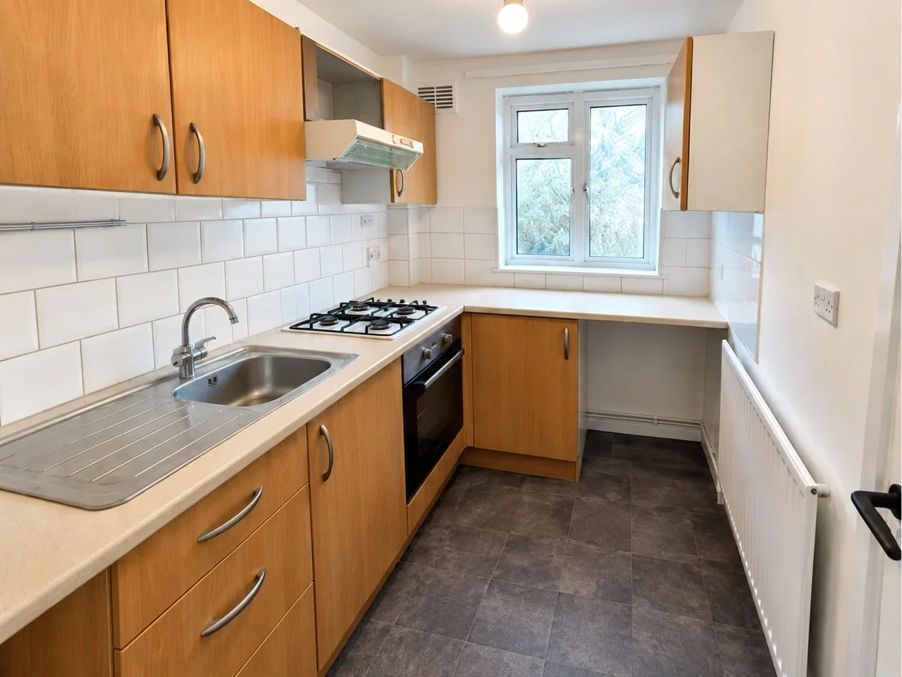 Flat Longmere Court in Greater London