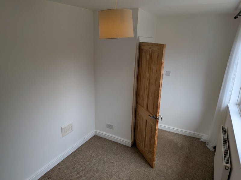 Room Seacombe Avenue in Manchester