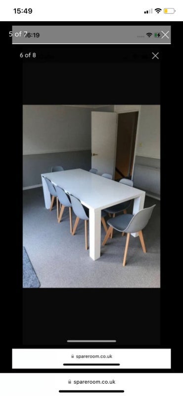 Room Spains Hall Place in Basildon