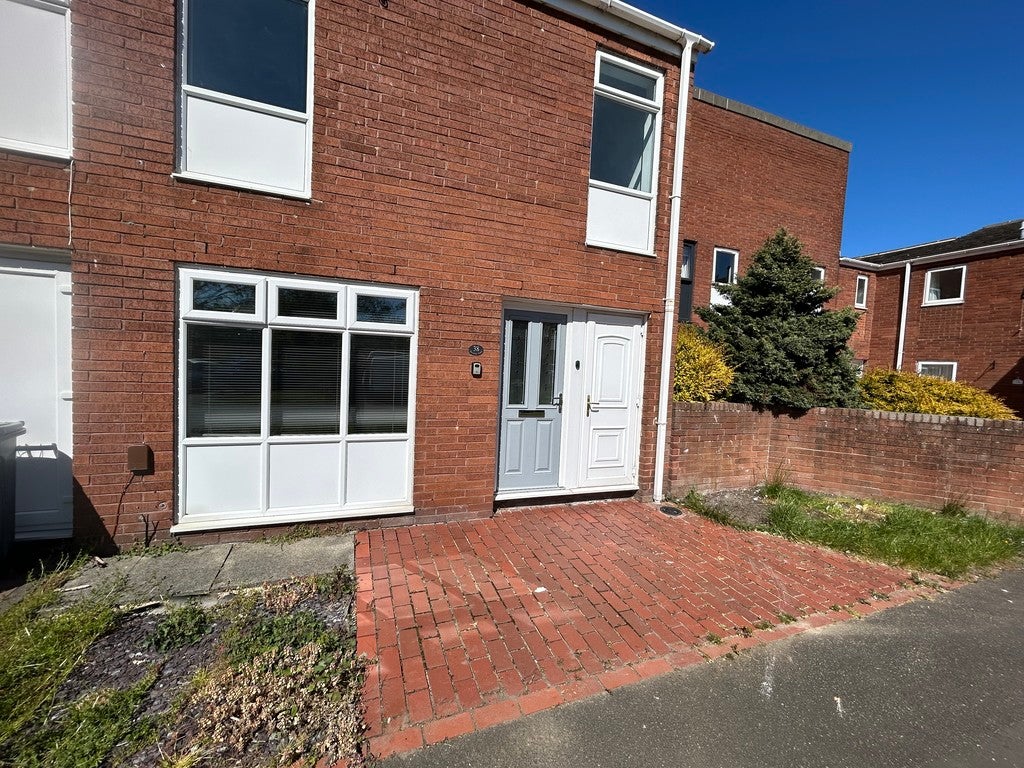 Flat Beverley Road in Whitley Bay