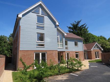 Flat Enterprise Court in Basingstoke