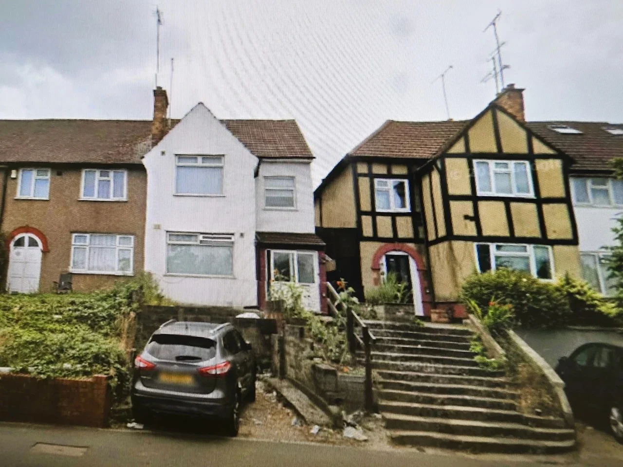 Room North Circular Road in Greater London