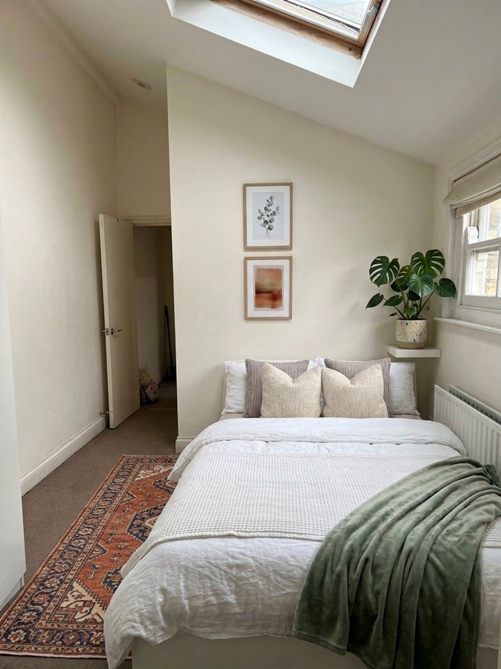 Room Brookville Road in Greater London