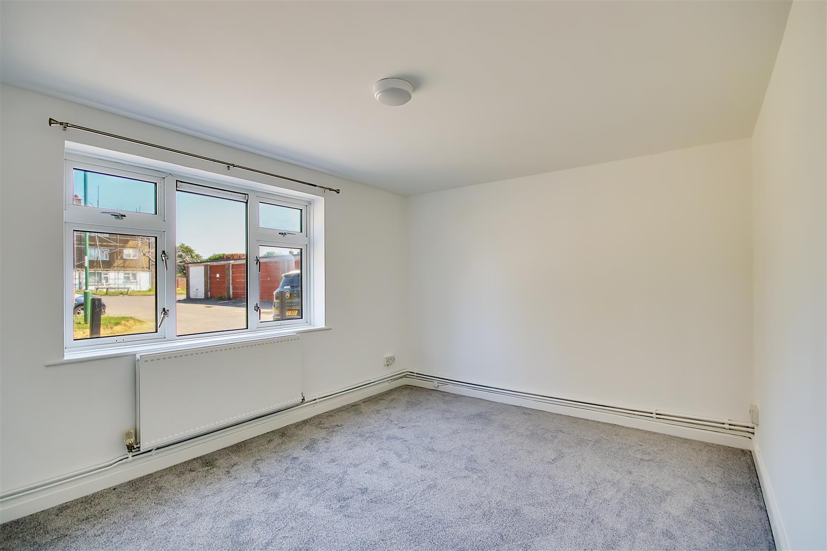 Flat Sompting Road in Adur